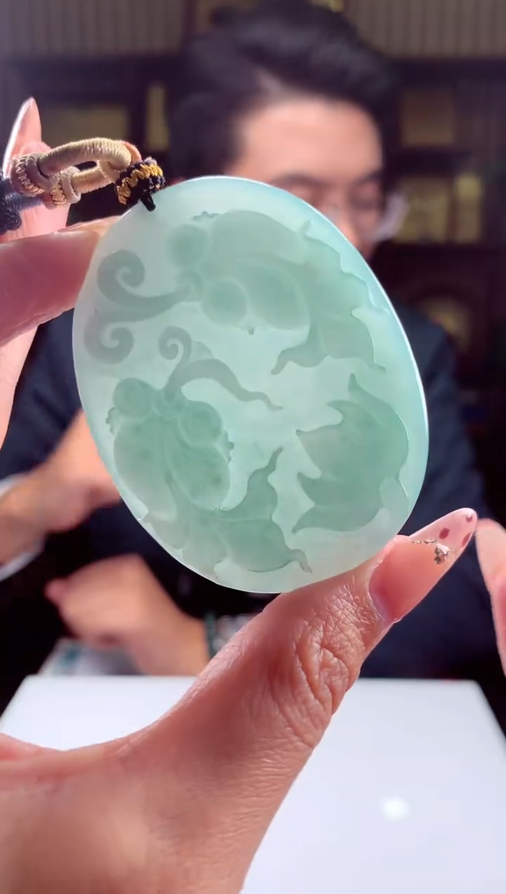 【闪购商品】定制翡翠未镶嵌挂件发货（拍一发一）