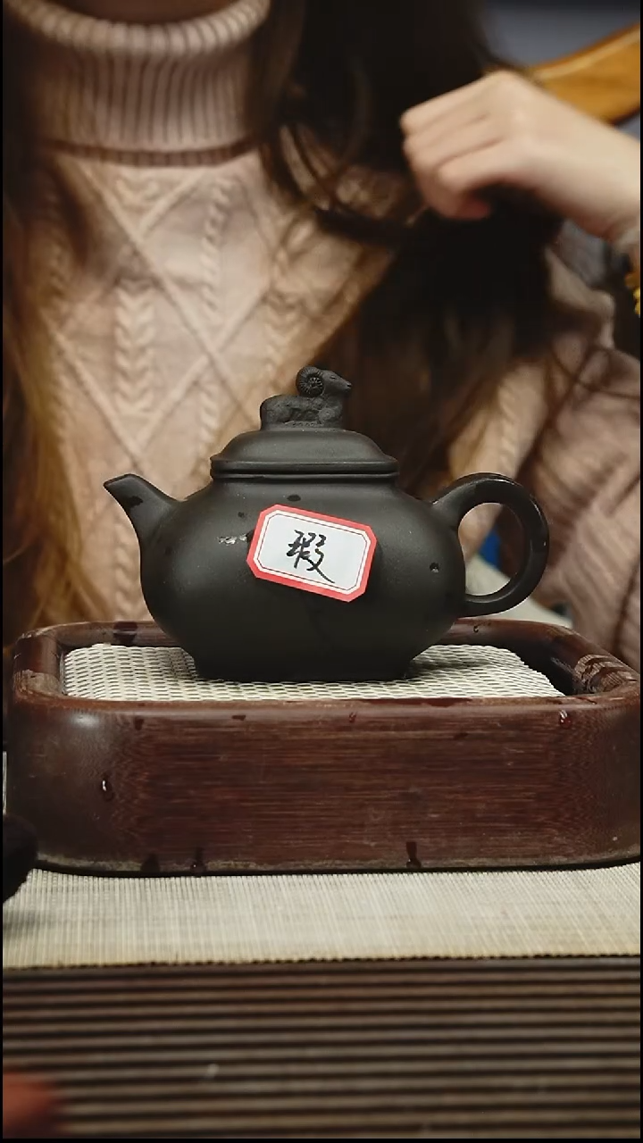 茶壶紫砂310CC  
