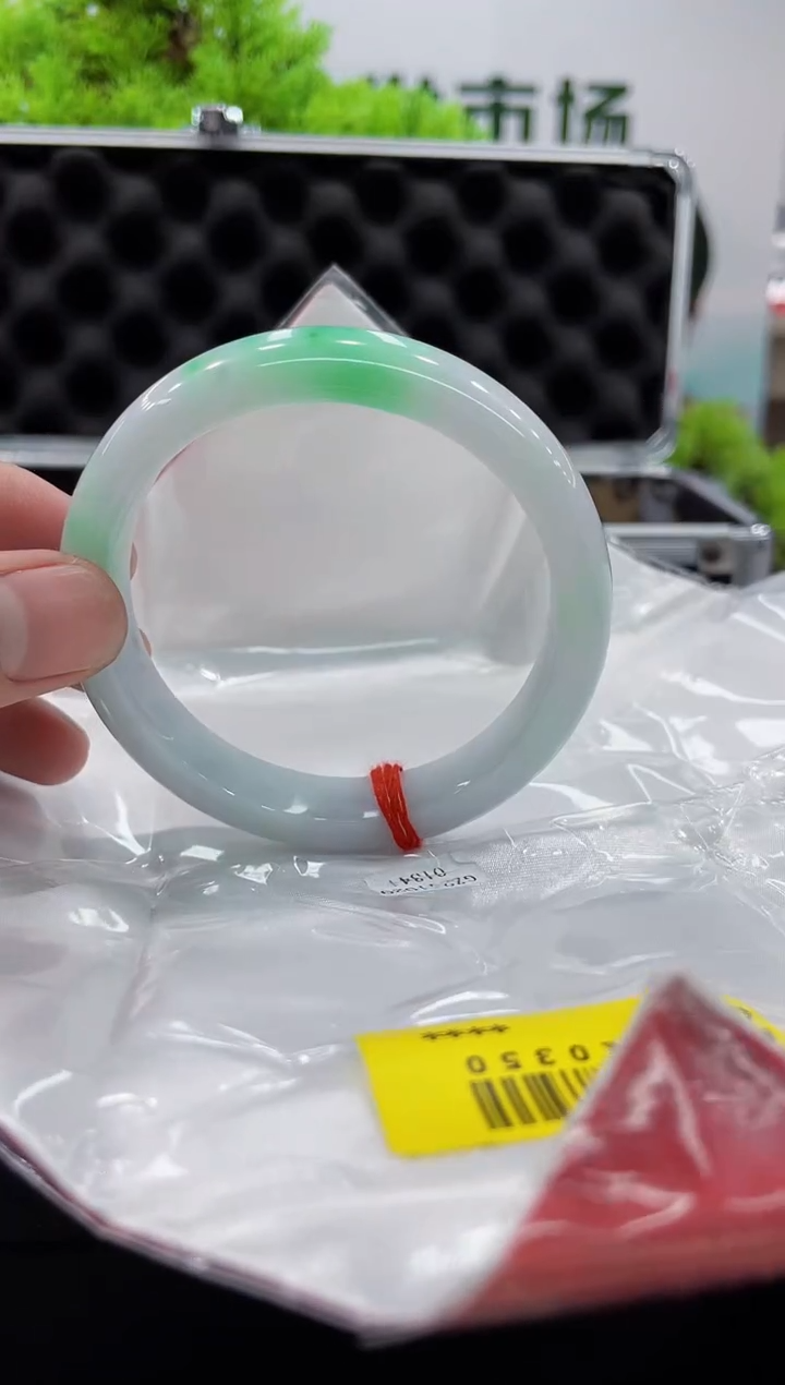 【闪购商品】翡翠未镶嵌手镯手镯
