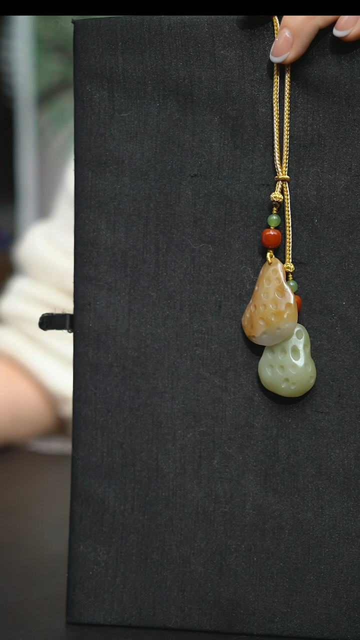 颈饰未镶嵌和田玉哦***6颈饰 未镶嵌 和田玉 哦*6