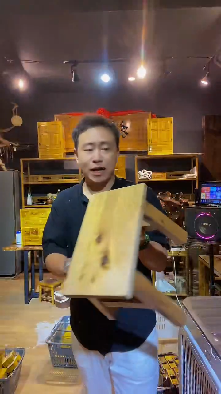 木金丝楠木制品板凳