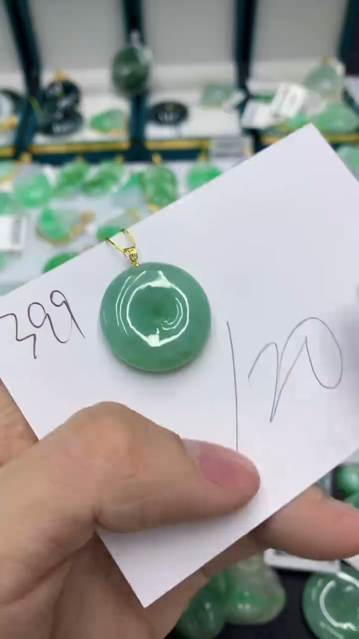 【闪购商品】翡翠颈饰18K金镶嵌1111111111