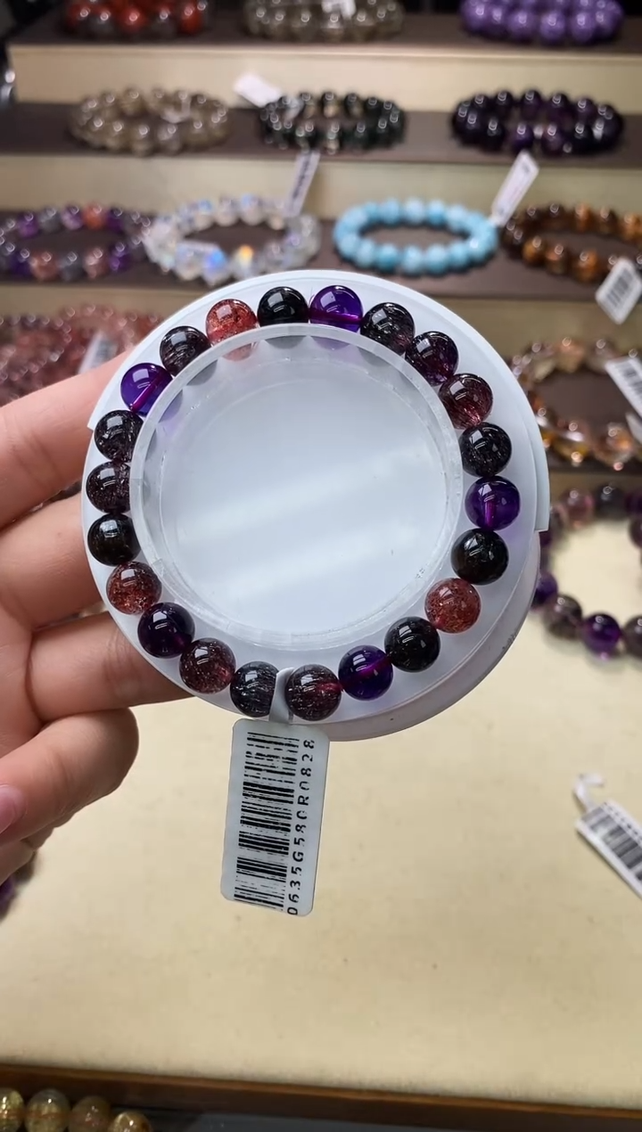 【闪购商品】水晶手链未镶嵌黑加仑超七8m+