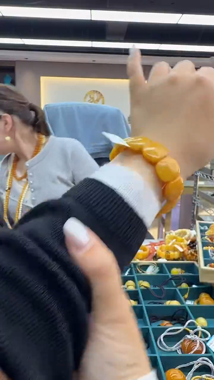 手链琥珀未镶嵌236秒拍号 假一罚三 