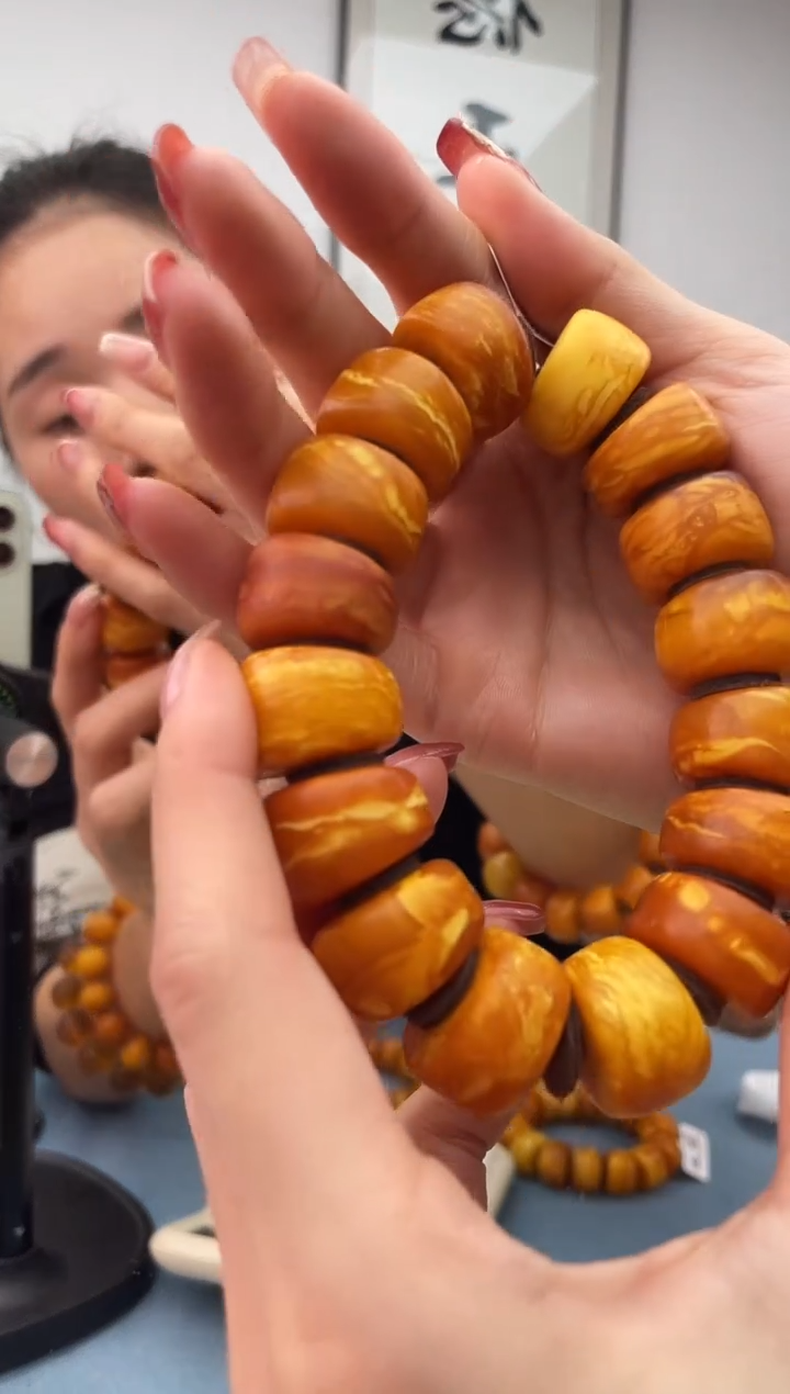 【闪购商品】蜜蜡珠宝奇石未镶嵌，假一罚十071.21