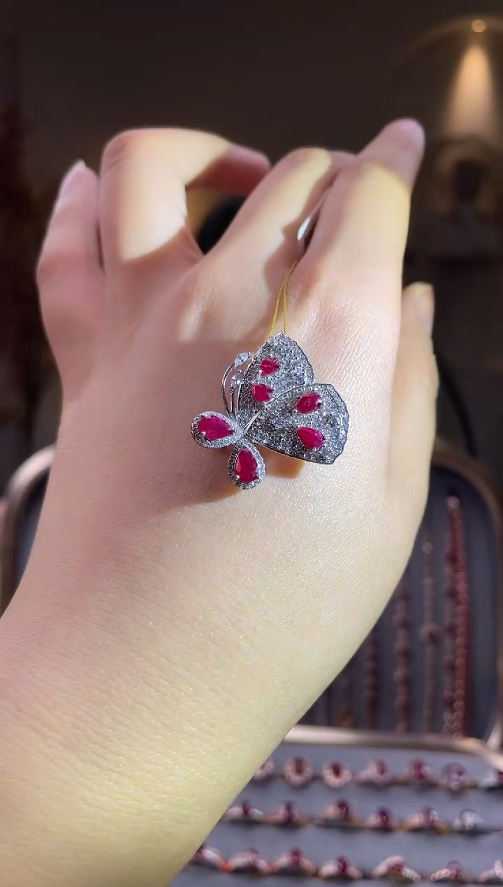 银S925镶嵌胸针红宝石胸针