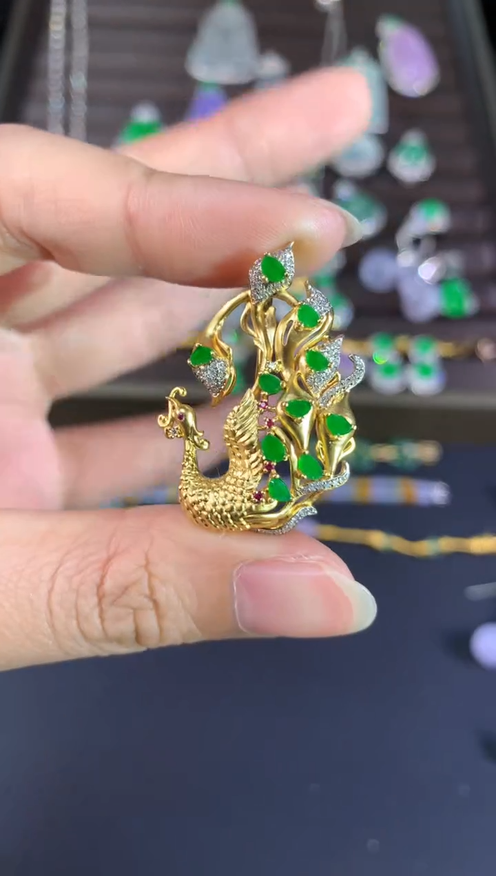 【闪购商品】翡翠挂件18K金镶嵌C48|9800