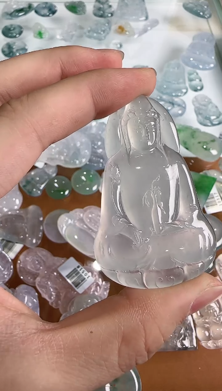 【闪购商品】翡翠吊坠(不含链)未镶嵌··