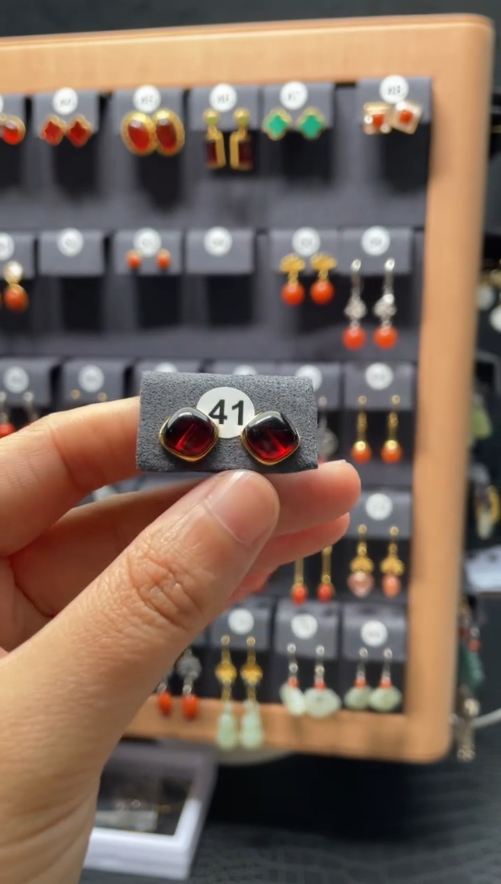 【闪购商品】血珀耳饰银S925镶嵌0041