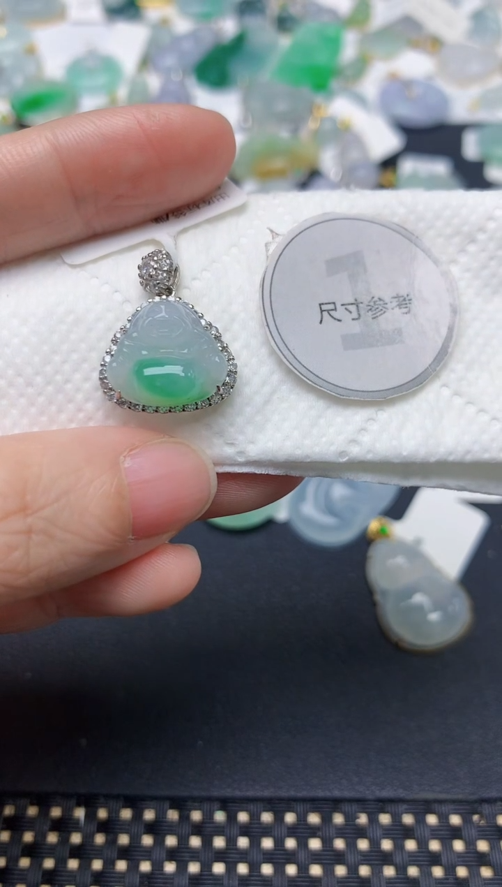 颈饰未镶嵌翡翠天然缅甸A货翡翠