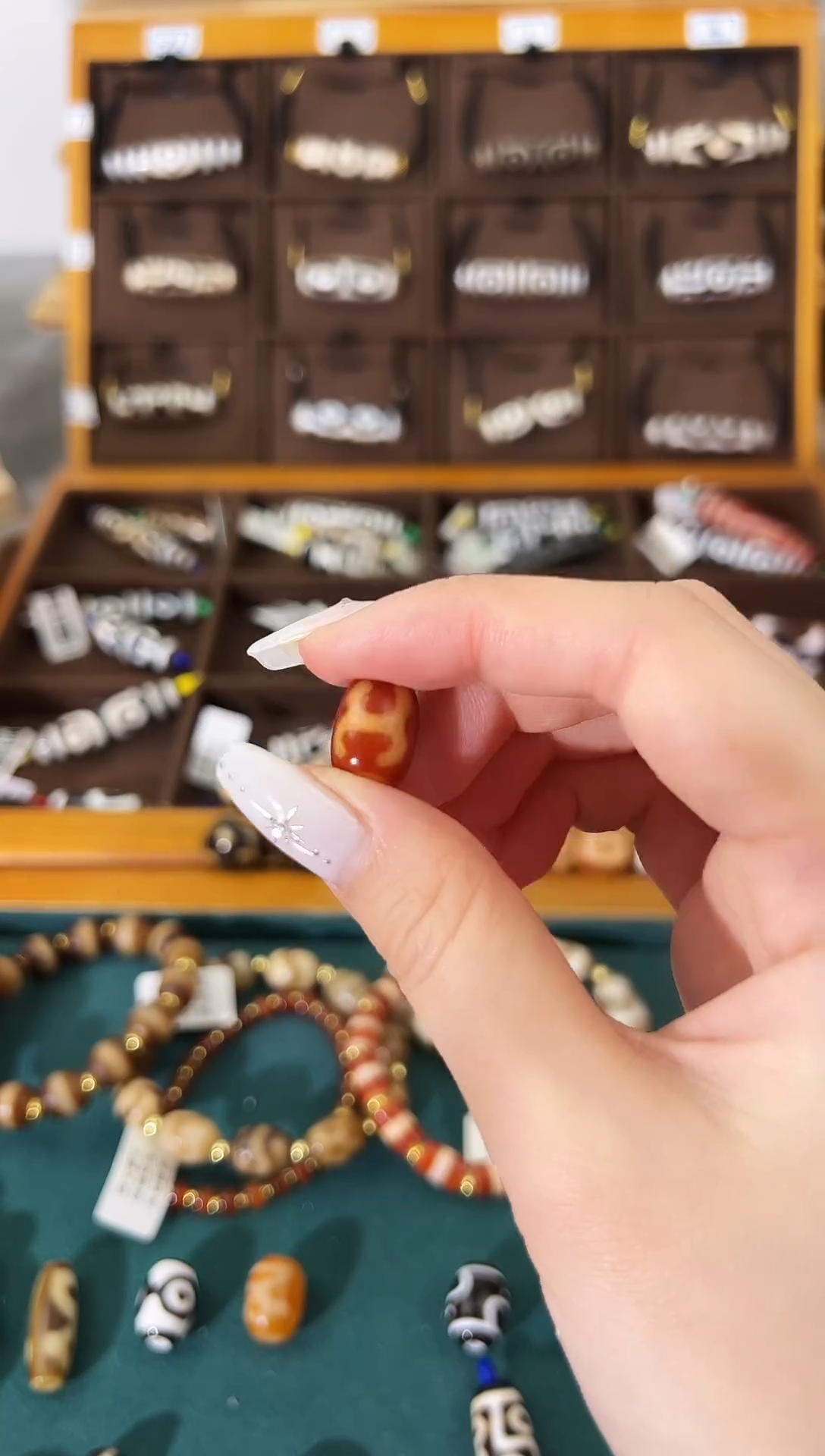 玛瑙/玉髓（覆膜）颈饰合金8微瑕