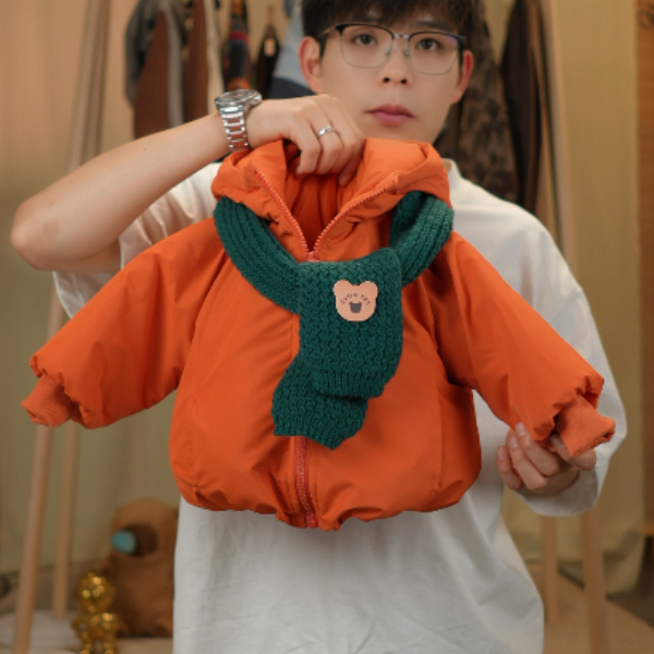 A【麦田】2025冬季新款刺绣棉服小橘子