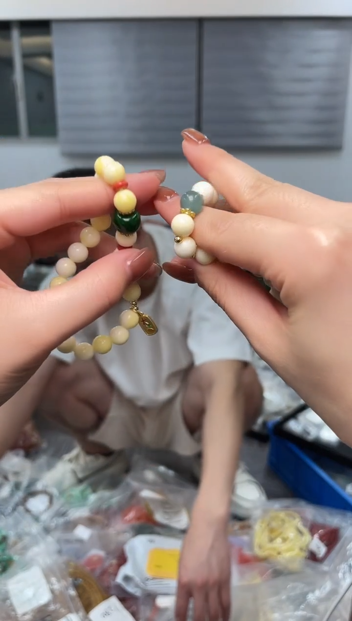 裸石蜜蜡未镶嵌（多样性发一件）定制不备注