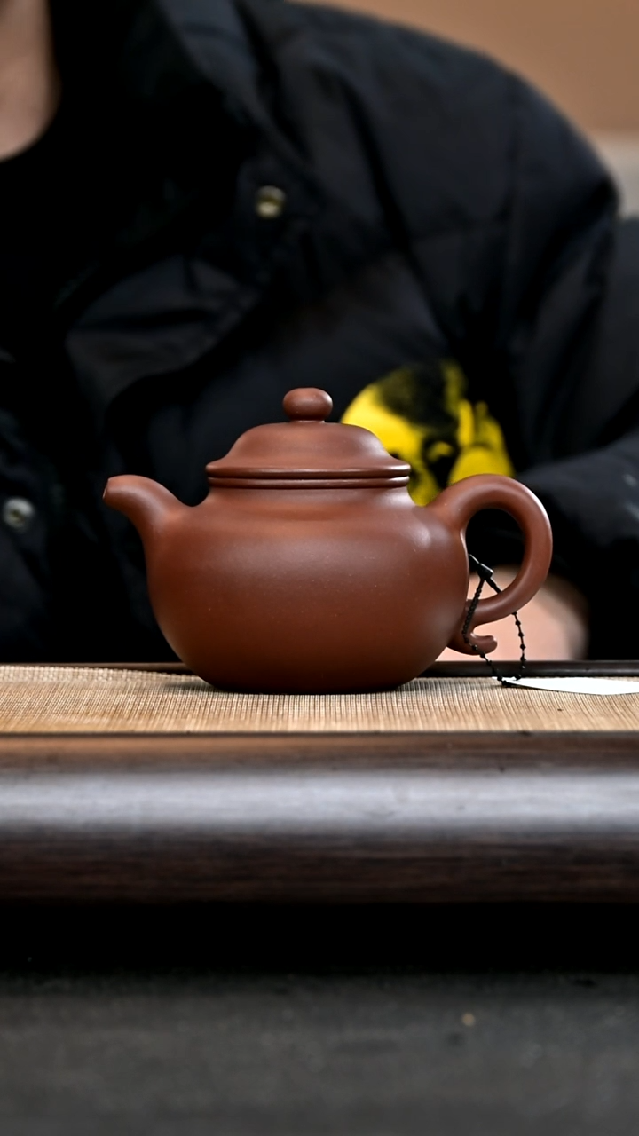 【闪购商品】紫砂茶壶AJ7203 莲子 红紫泥