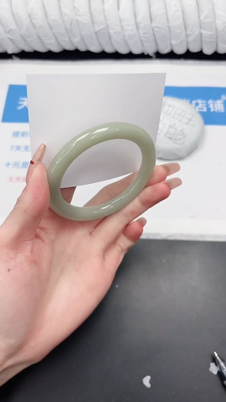 未镶嵌手镯石英质玉96-58.2DY