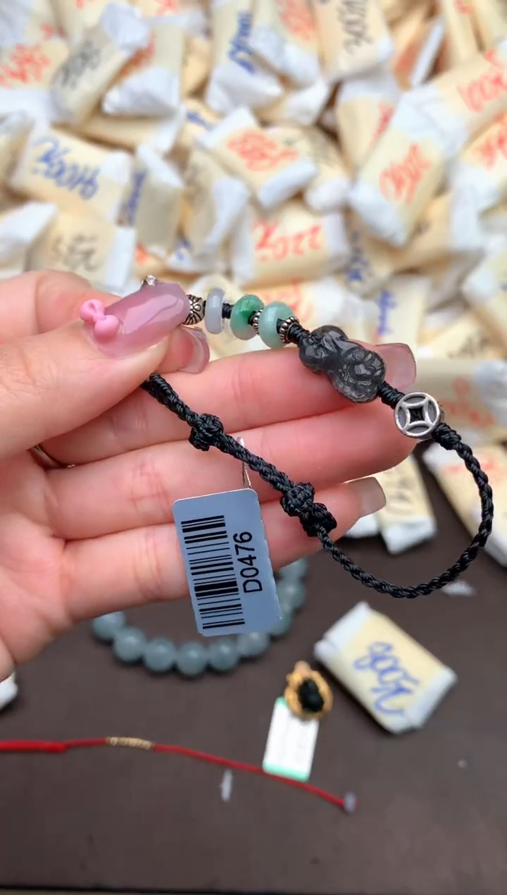 【闪购商品】翡翠手绳未镶嵌一