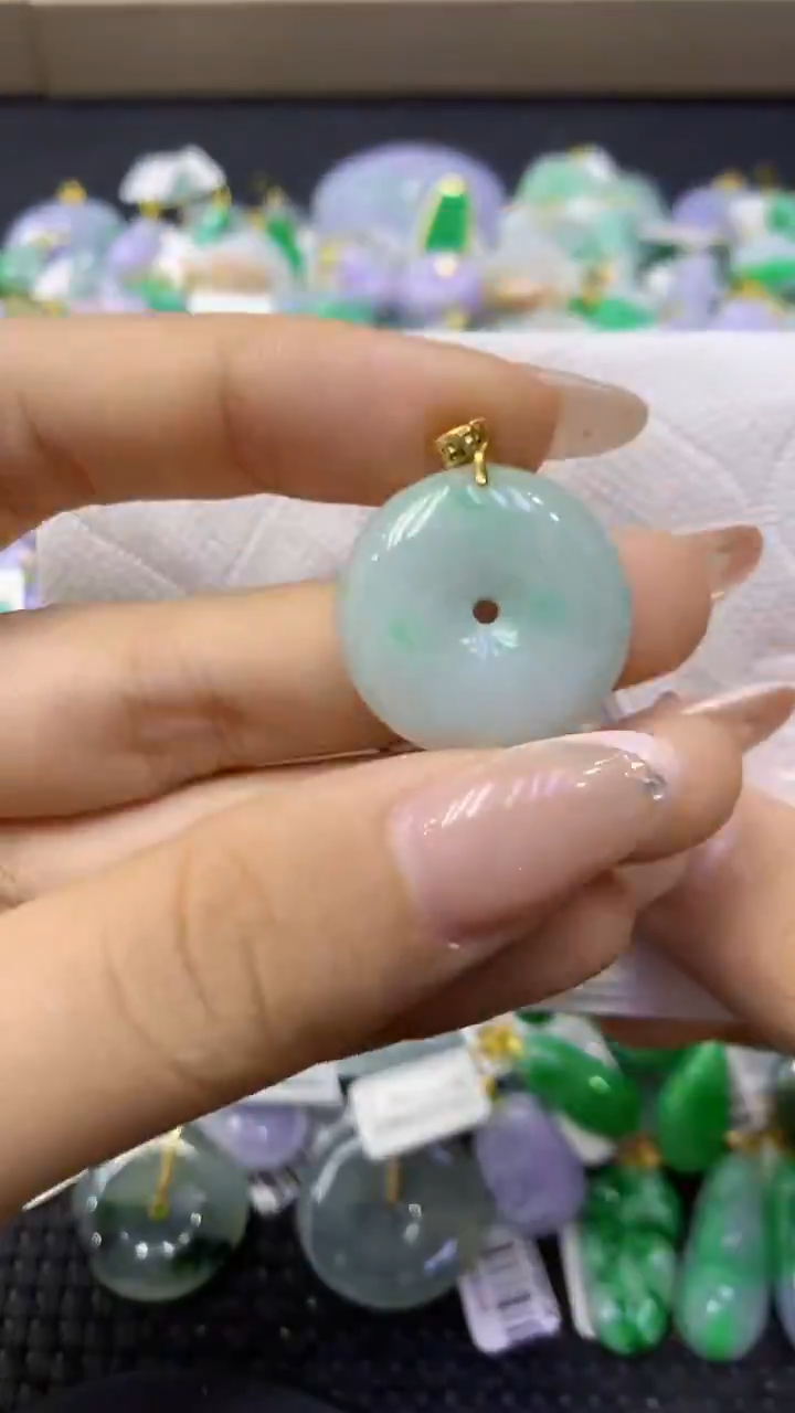 颈饰未镶嵌翡翠天然缅甸翡翠A货