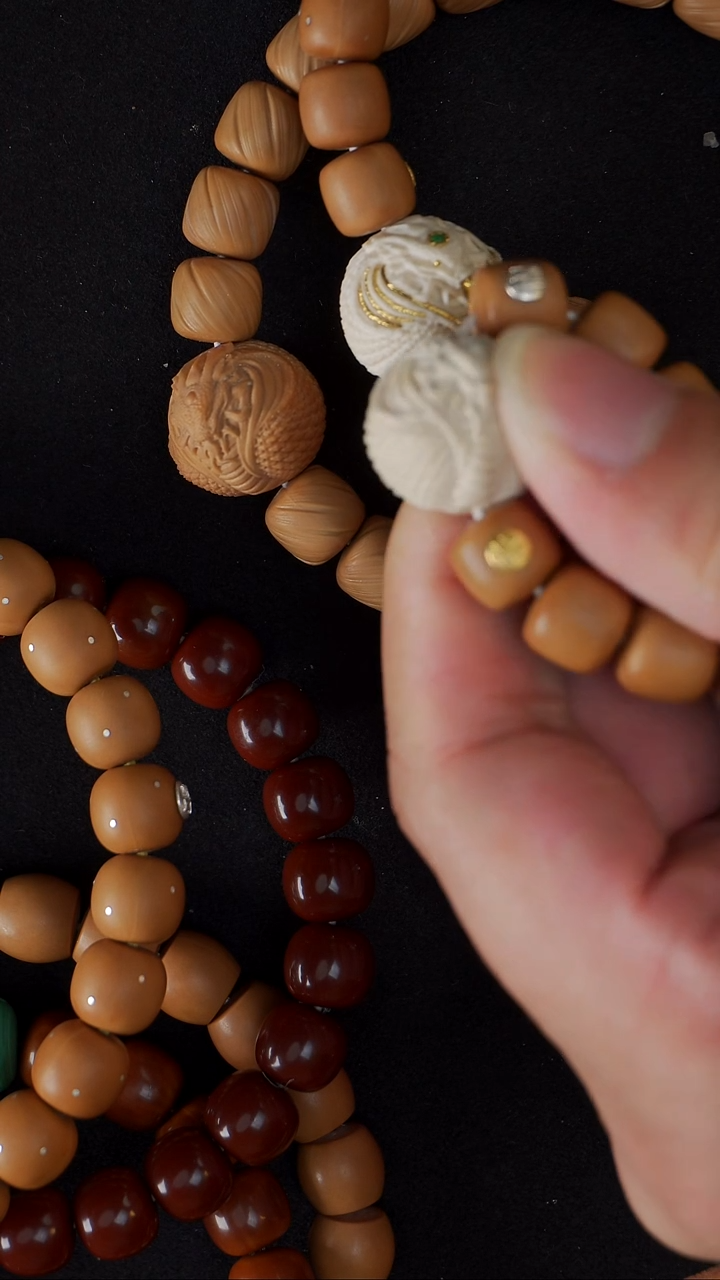 【闪购商品】猴头核桃吊坠双影蛇王单科