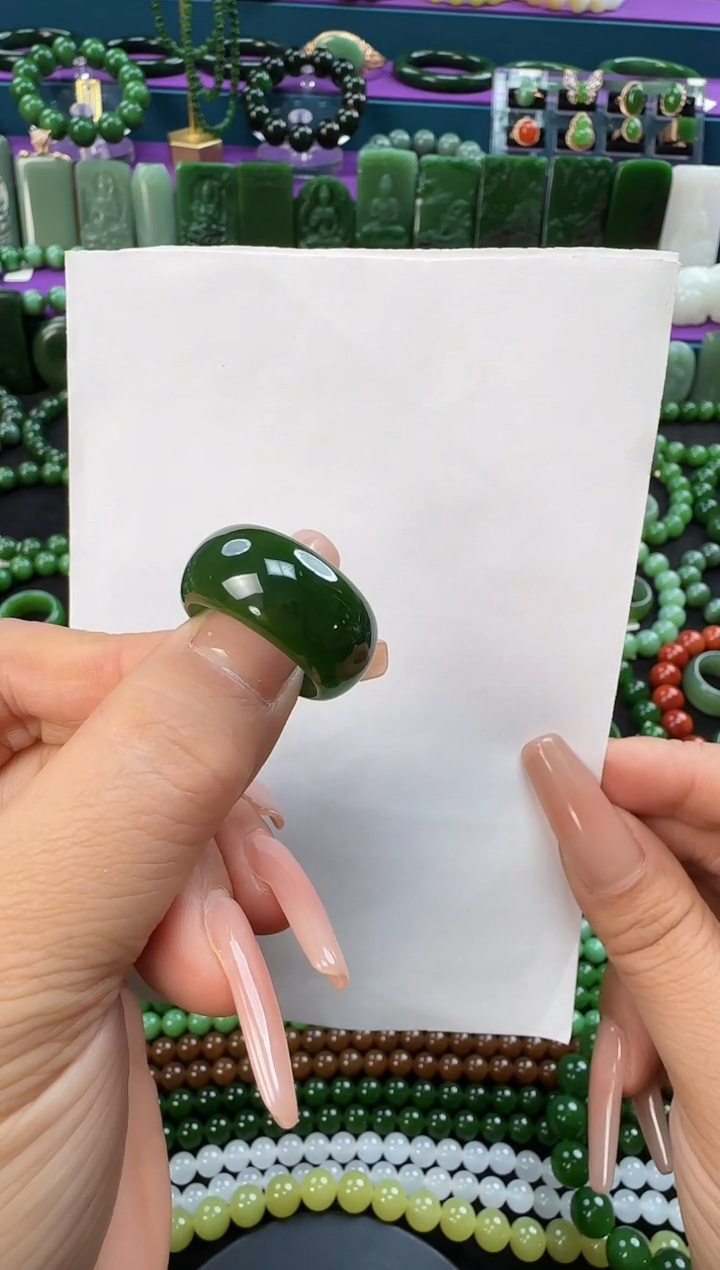 未镶嵌戒圈和田玉卡18.5戒圈