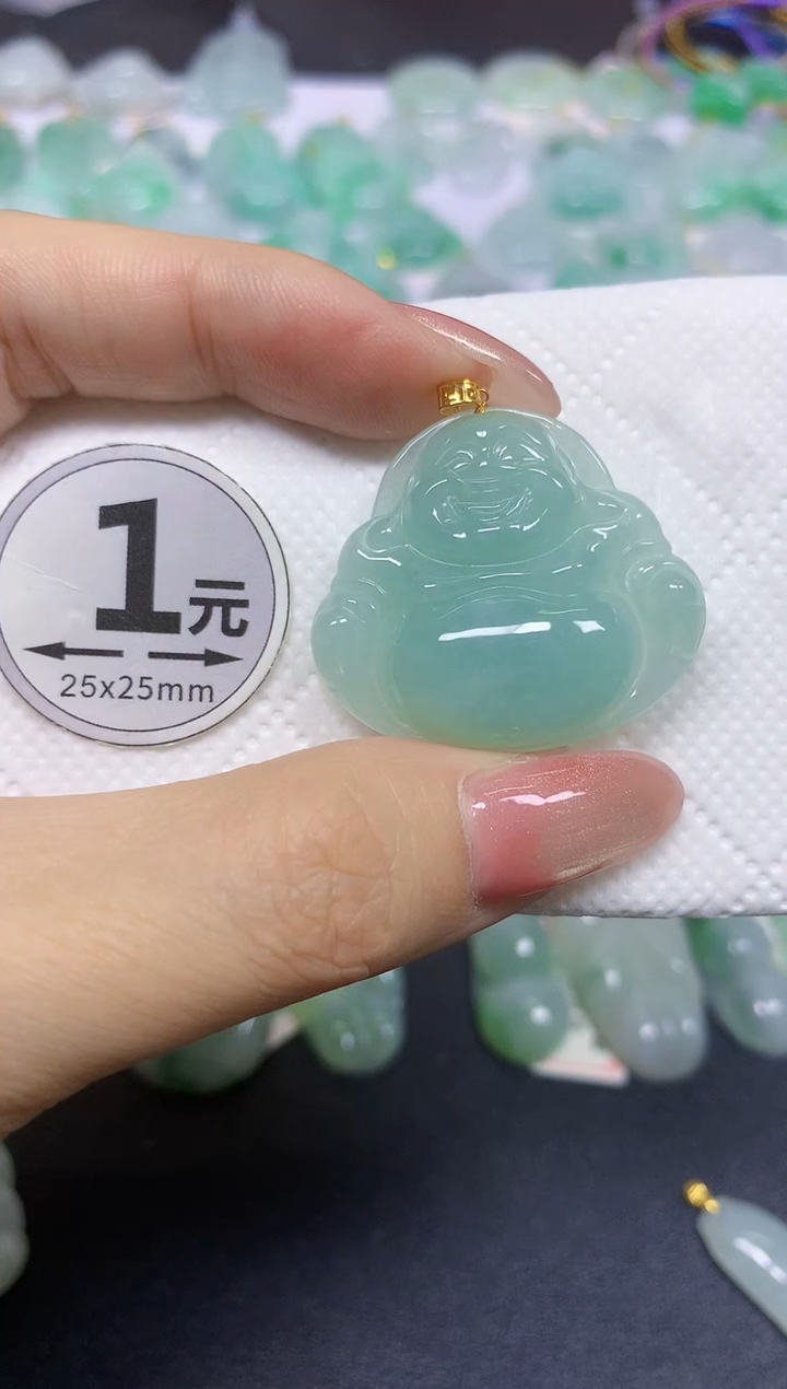 翡翠18K金镶嵌颈饰天然翡翠A货