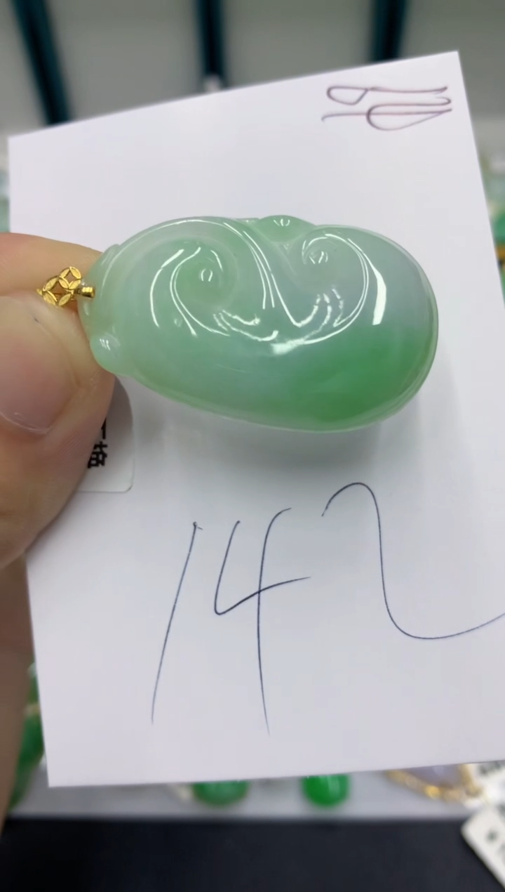 【闪购商品】翡翠颈饰18K金镶嵌翡翠