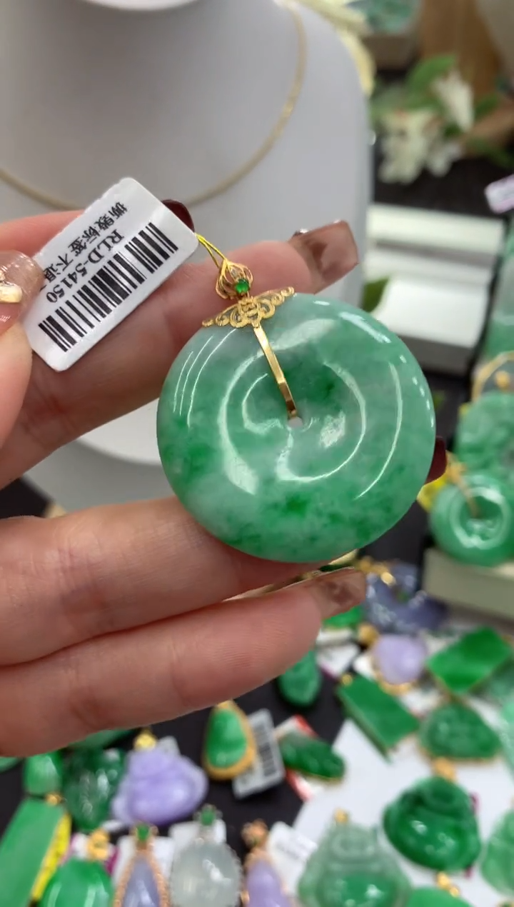 【闪购商品】翡翠吊坠(不含链)18K金镶嵌挂件