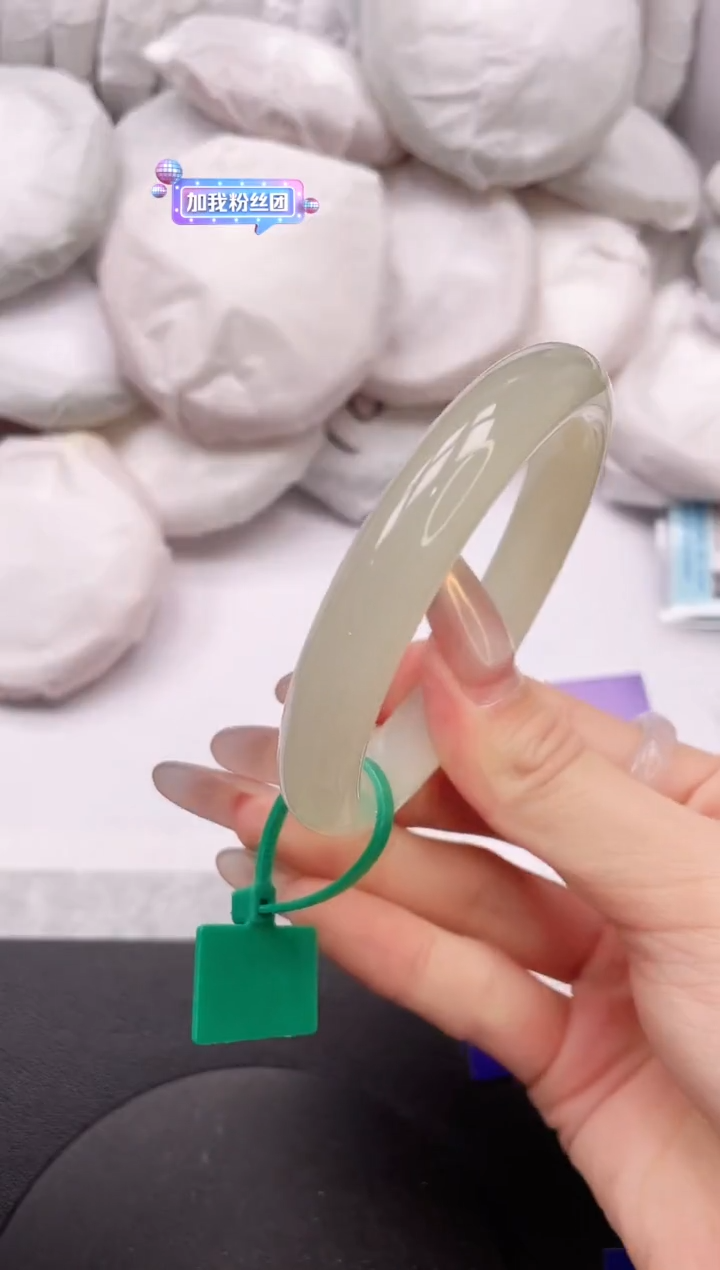 【闪购商品】和田玉手镯未镶嵌1K687-56