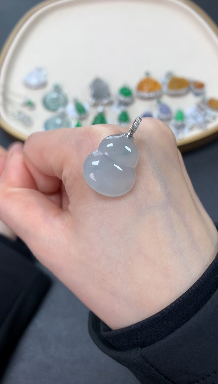 【闪购商品】翡翠吊坠(不含链)18K金镶嵌1580