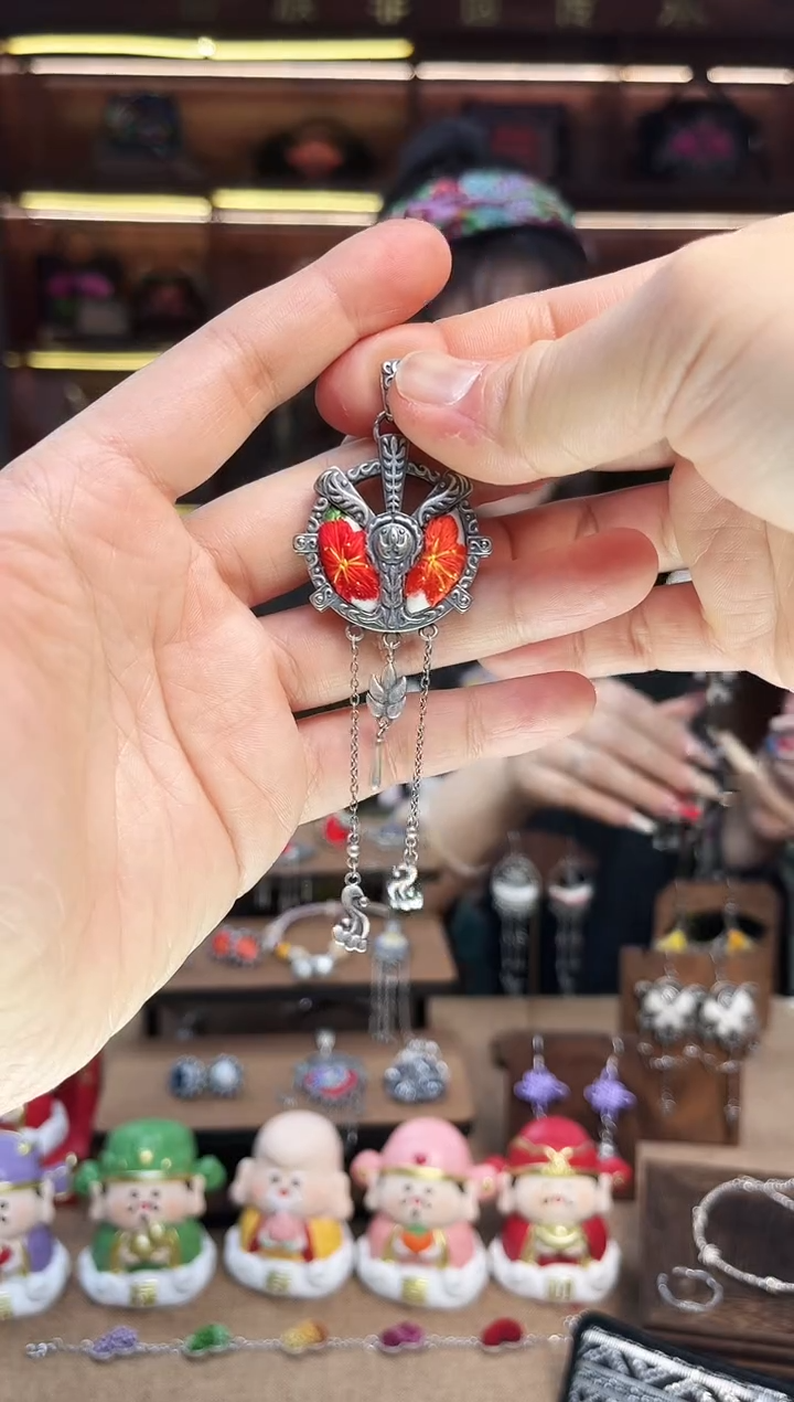 【闪购商品】织绣1648黔东南苗族刺绣