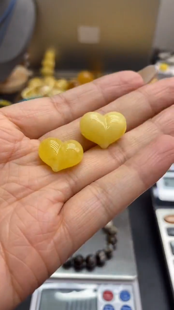 琥珀未镶嵌珠宝奇石1164一单