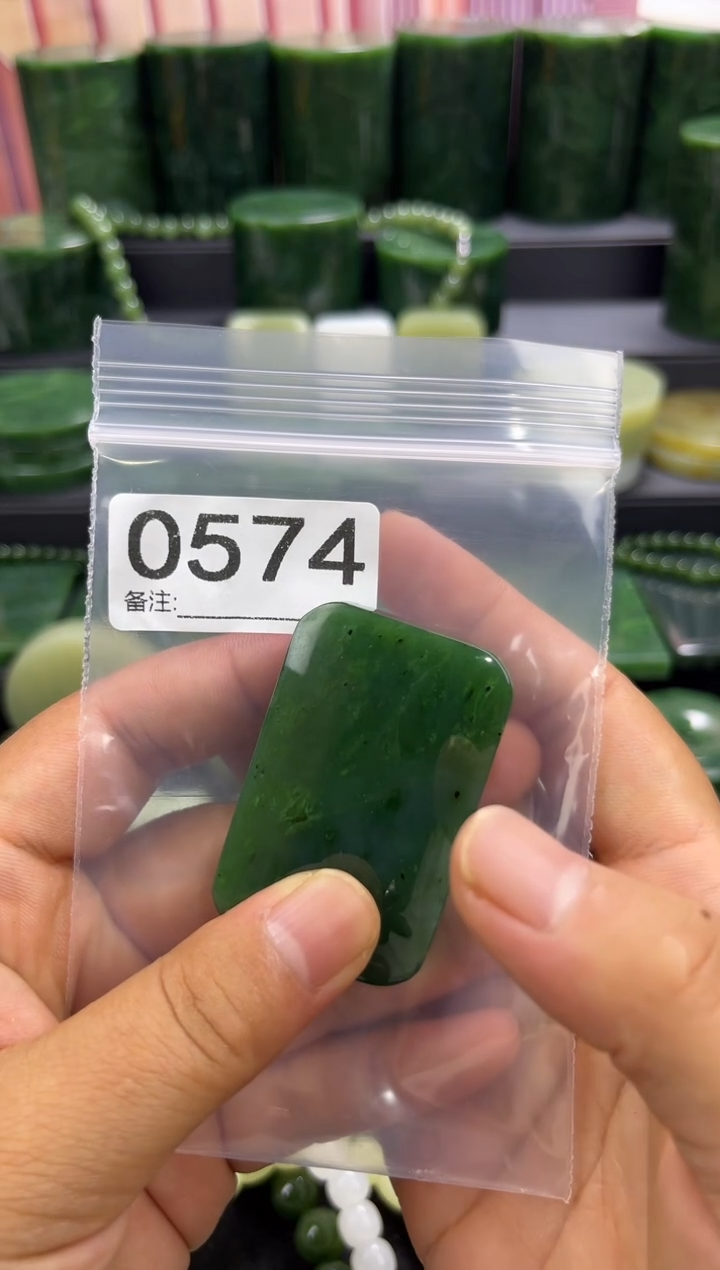 未镶嵌和田玉珠宝半成品无事牌