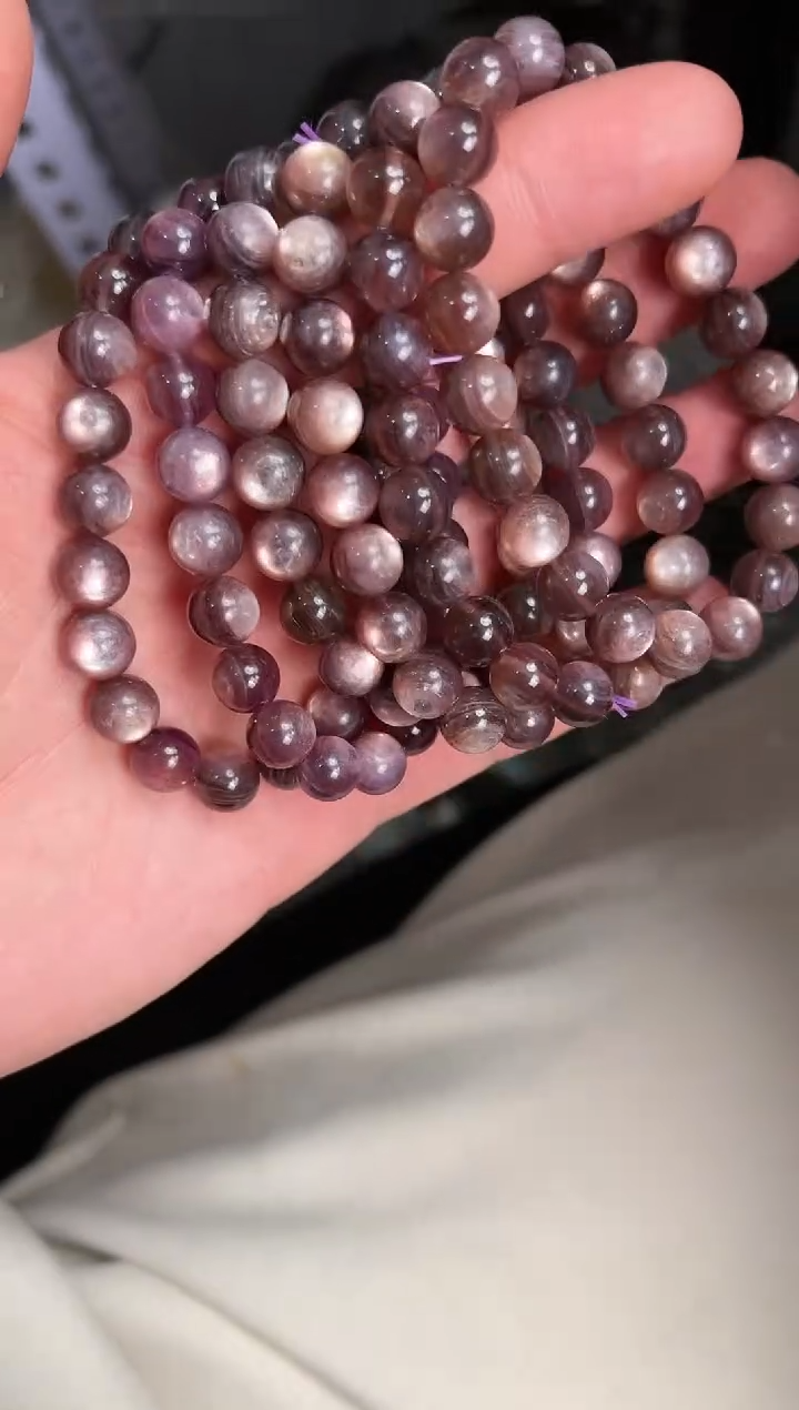【闪购商品】锂辉石手串未镶嵌9+mm紫锂云母（多样性发其一）
