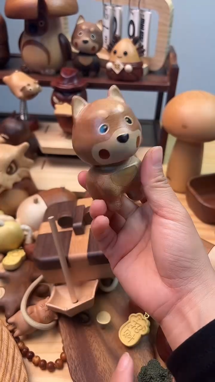 木乌檀木摇头狗         