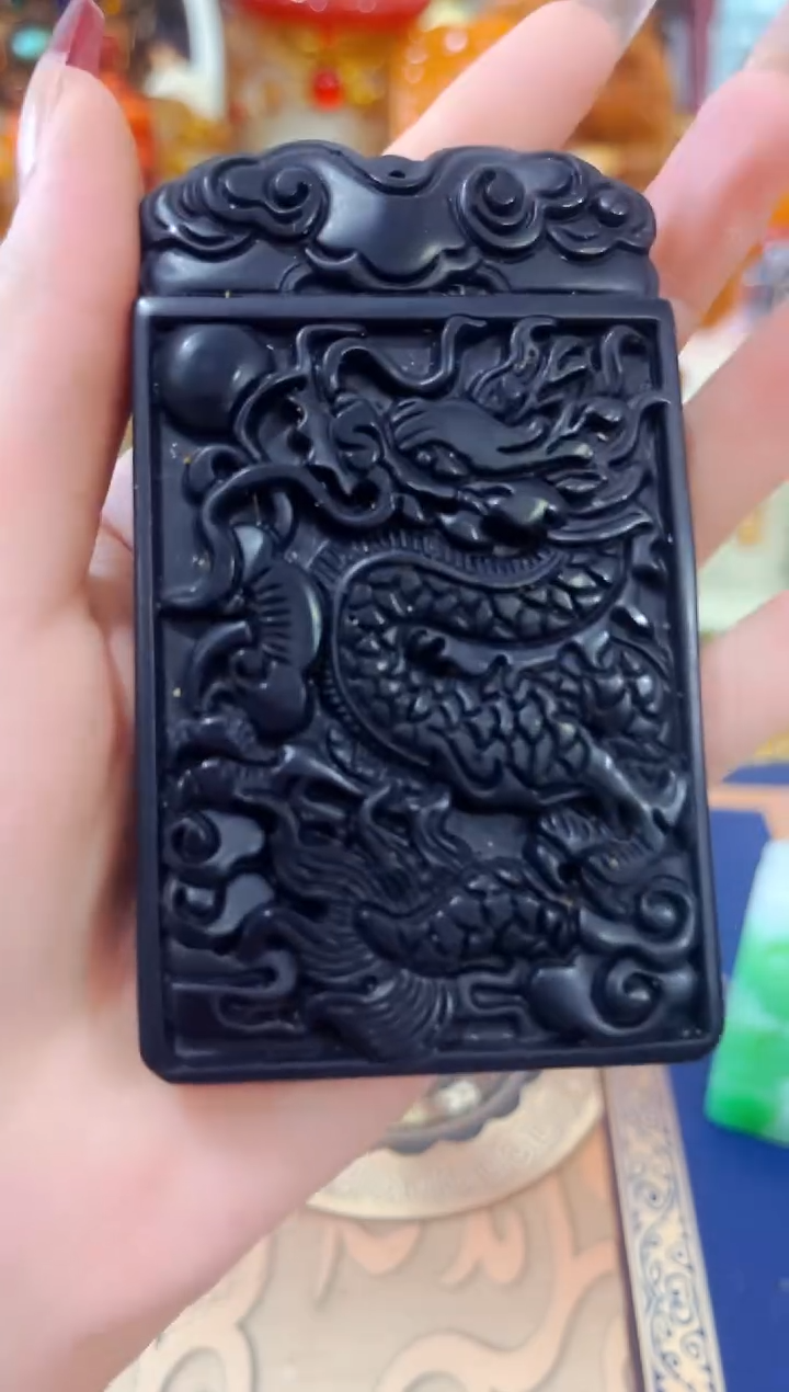 墨黑龍牌挂件老板娘主播推荐推荐