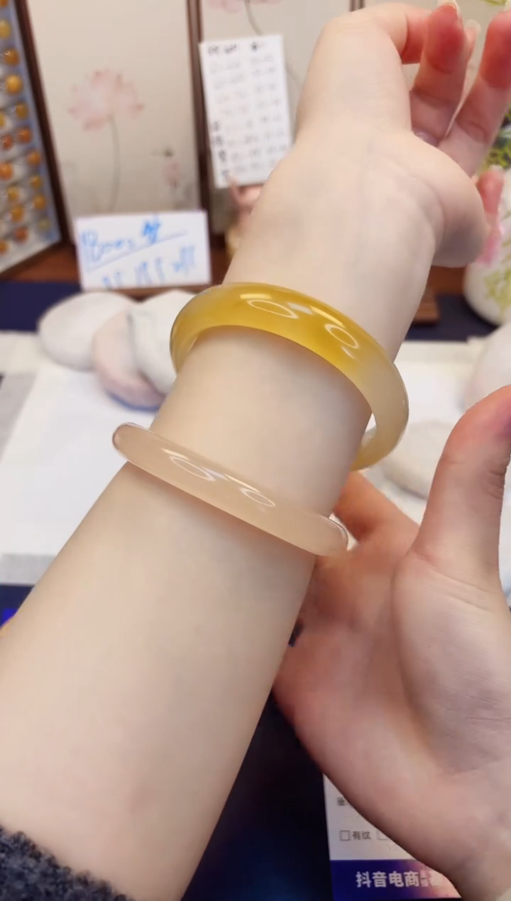 【闪购商品】石英质玉手镯未镶嵌77-财气镯-圈口60