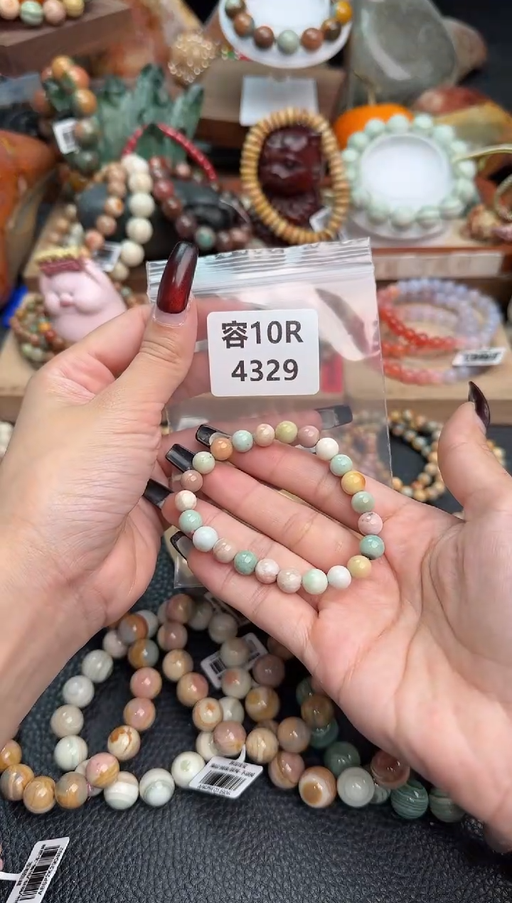 【闪购商品】石英质玉手链未镶嵌10R4329