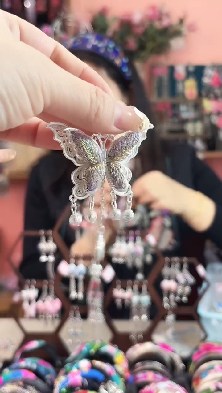 艺枝独绣手工饰品167