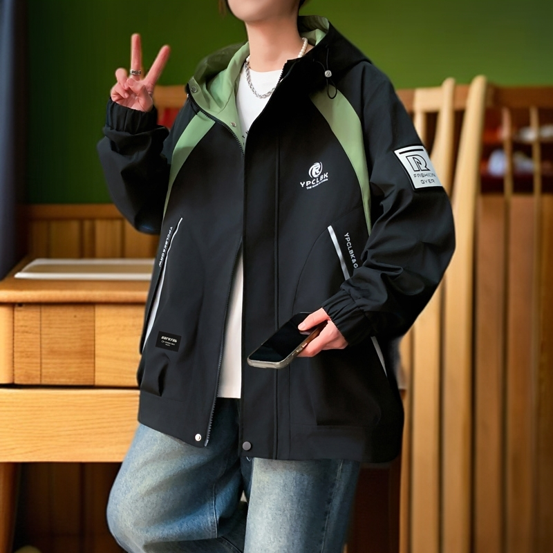 夹克男青少年春秋季休闲外套男高初中学生韩版潮流孩帅气冲锋衣潮