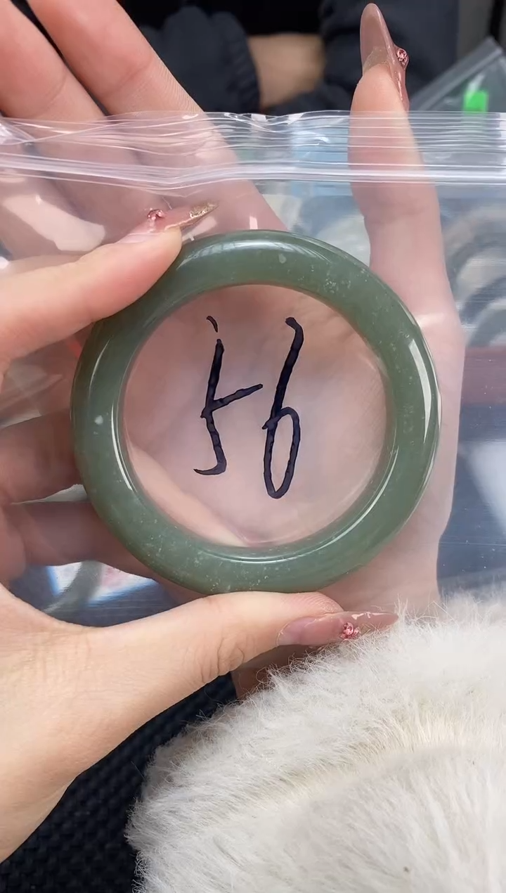 【闪购商品】和田玉手镯未镶嵌和田玉手镯