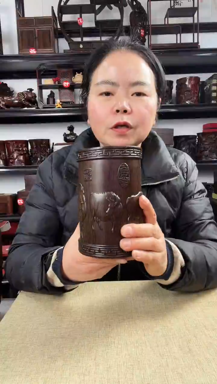 木大牛笔筒老李红木工艺品