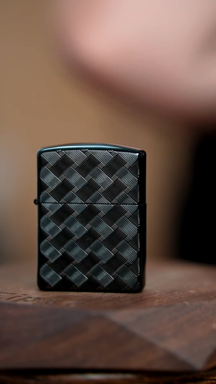 Zippo官方正品 黑色纵横