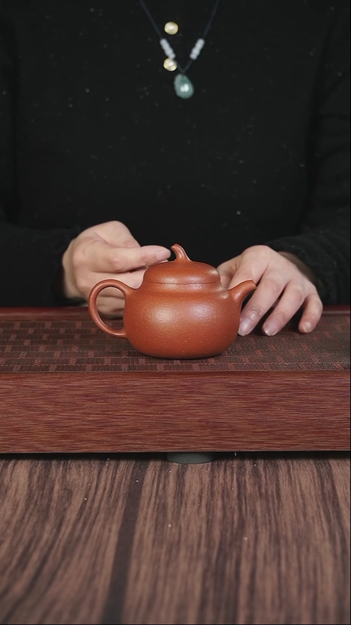 【闪购商品】紫砂茶壶红降坡  茄瓜