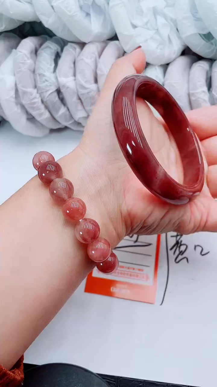 【闪购商品】石英质玉手镯合金Q20-62-63