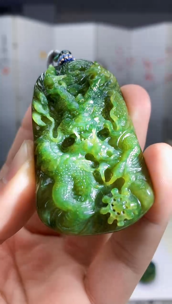 【闪购商品】定制翡翠未镶嵌4812bb-毛货挂件