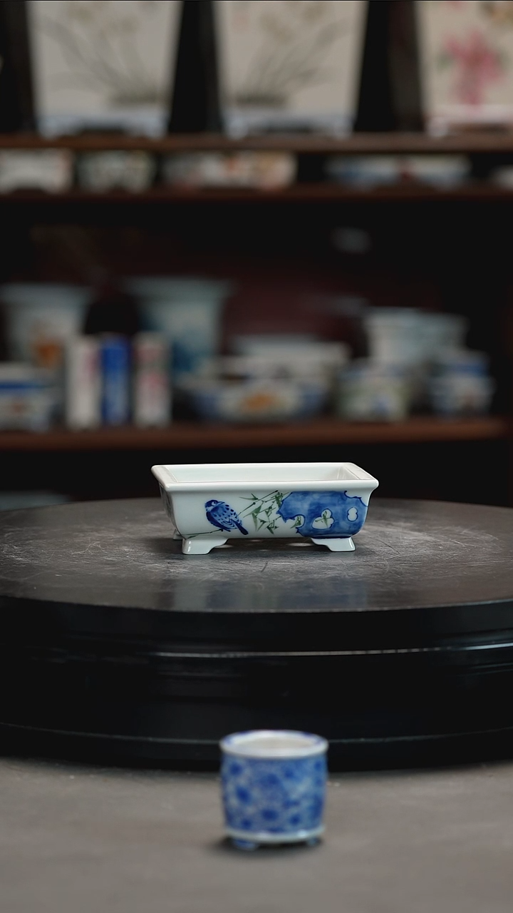 釉下青花手绘盆原*釉下青花手绘盆 原*
