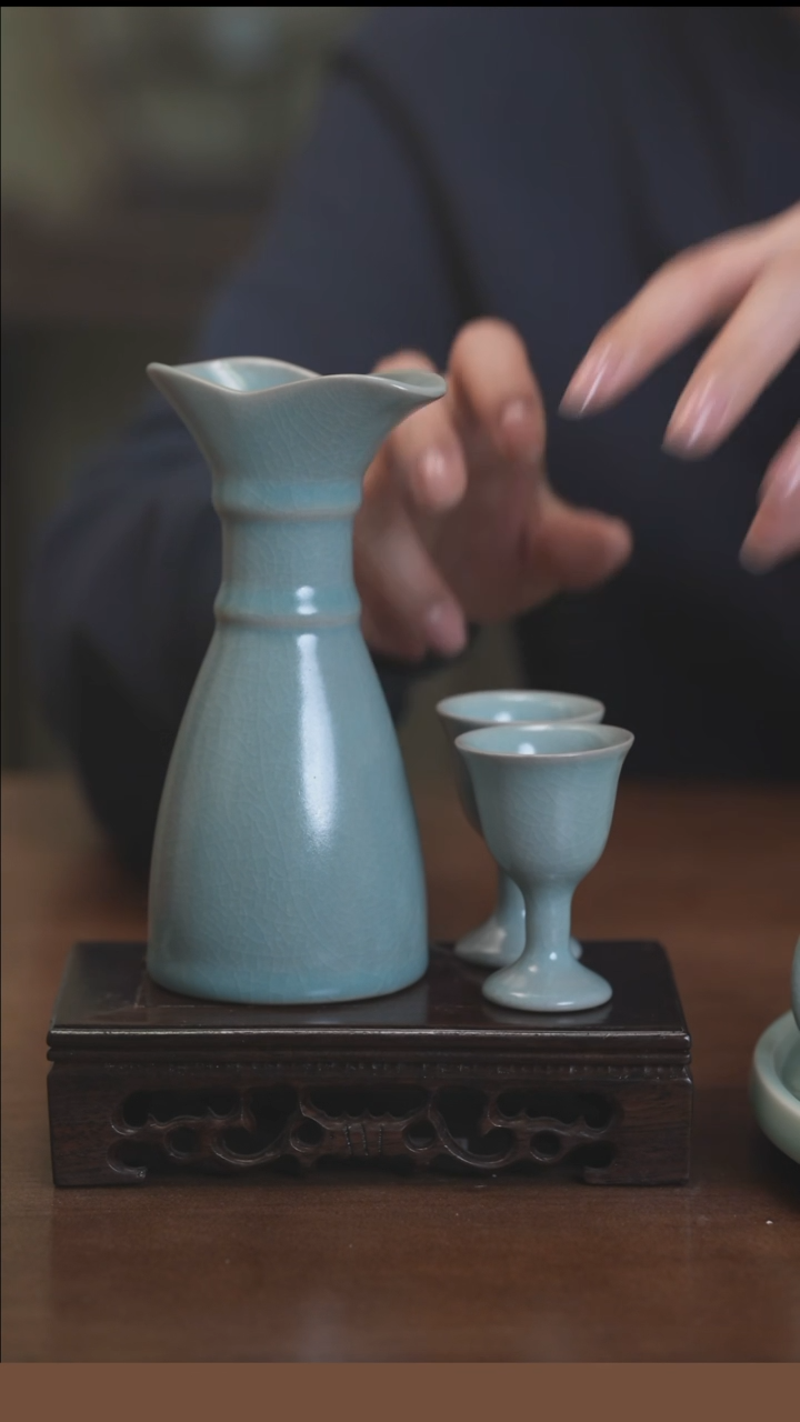 【闪购商品】清凉寺原产地仿古釉手工汝瓷分酒器+两杯