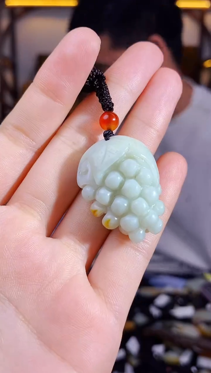 【闪购商品】和田玉颈饰未镶嵌1