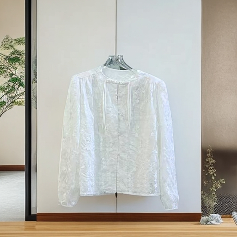 9022圆领白色长袖薄外套