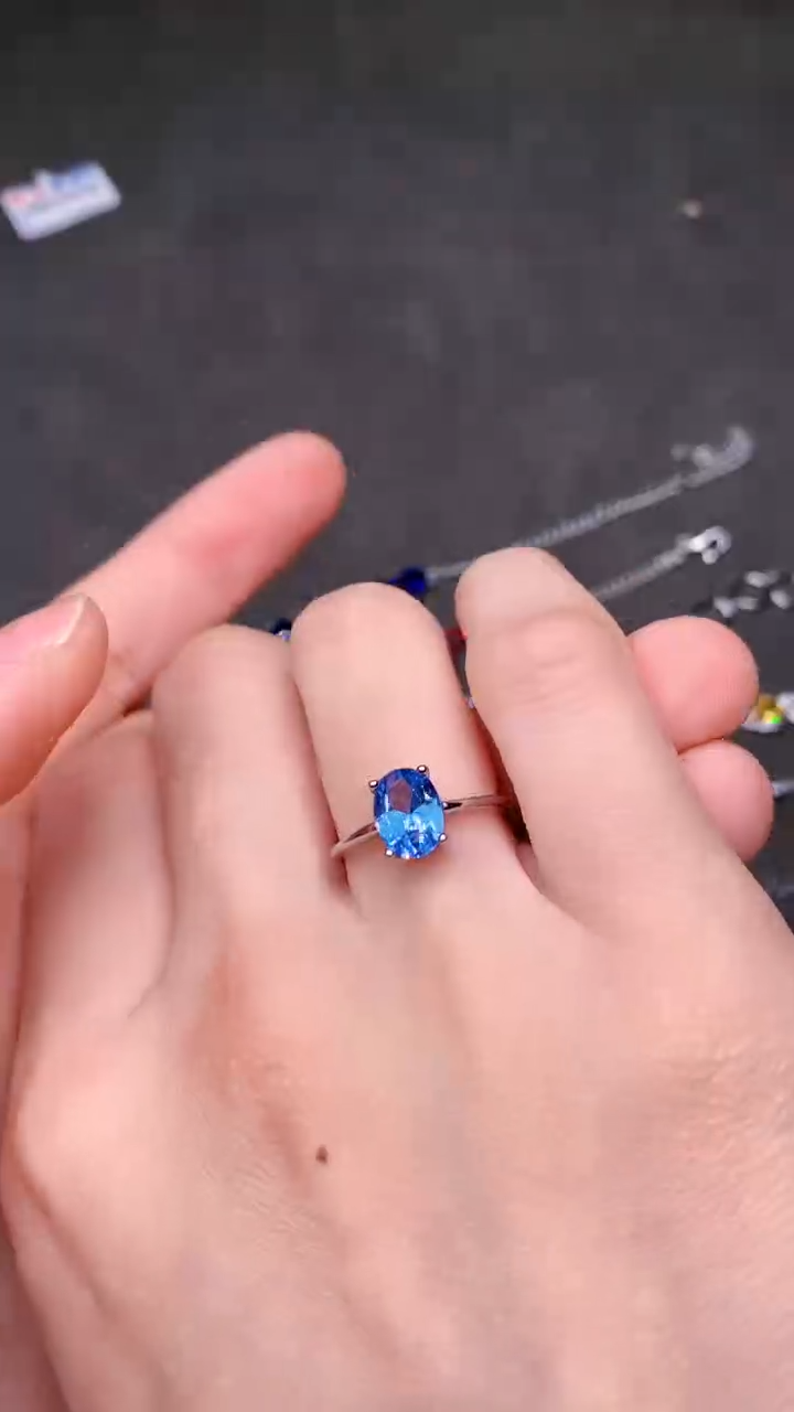 【闪购商品】海蓝宝石戒圈银S925镶嵌....