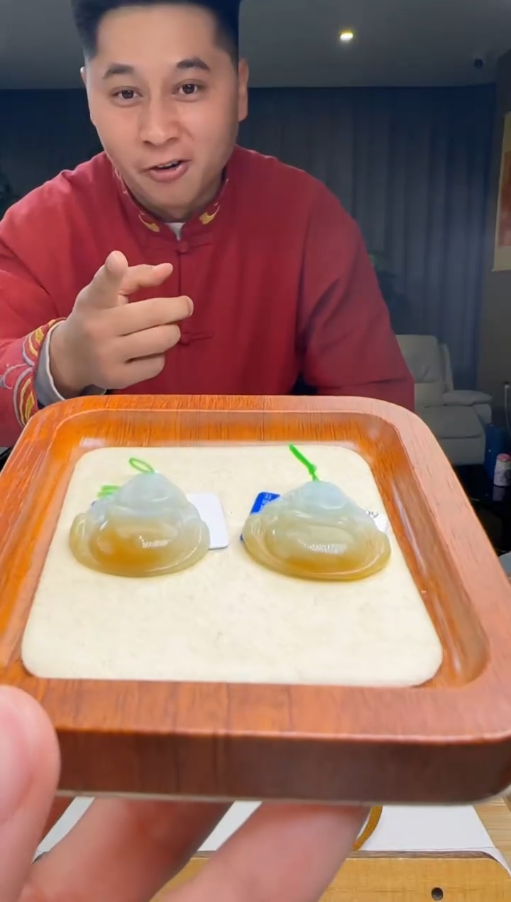 【闪购商品】翡翠吊坠(不含链)未镶嵌多样性发一DY@@60B7J09380